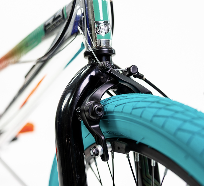 BICICLETA MERCURIO BMX MAGNUM 20 COLOR CROMADO 1 VELOCIDAD ACERO
